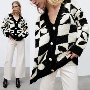ZARA CHECKERED KNIT JACQUARD CARDIGAN